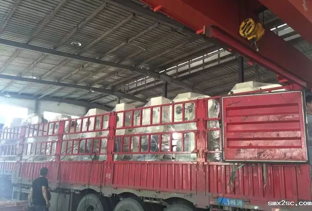 高速冲床出货,高速冲床装车